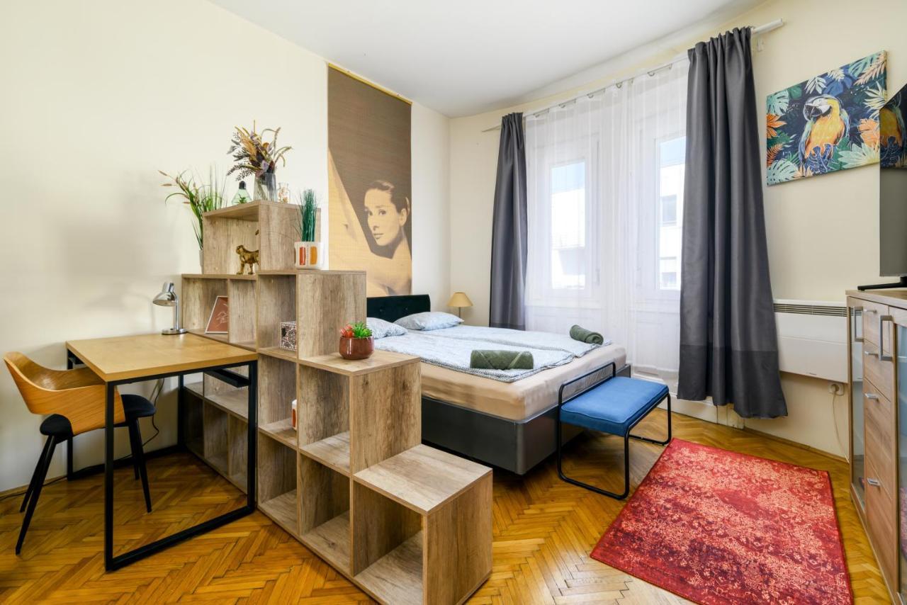 Margaret Apartment By The Danube Budapest Eksteriør bilde