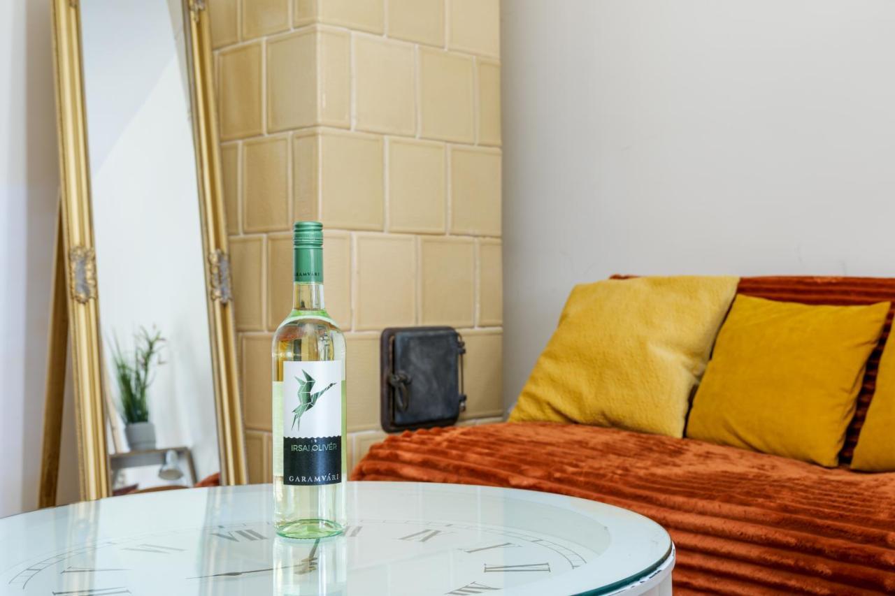 Margaret Apartment By The Danube Budapest Eksteriør bilde
